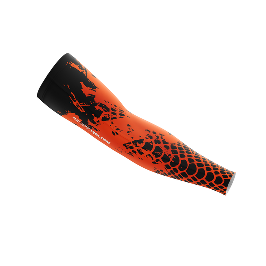Venom Nigrum Aureus Darts Sleeve – Front View with Black and Gold Premium Design | INC-APPAREL